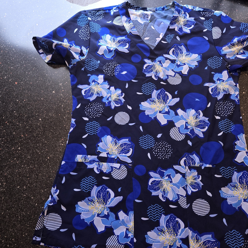Scrub Tops - Picture 5 of 8